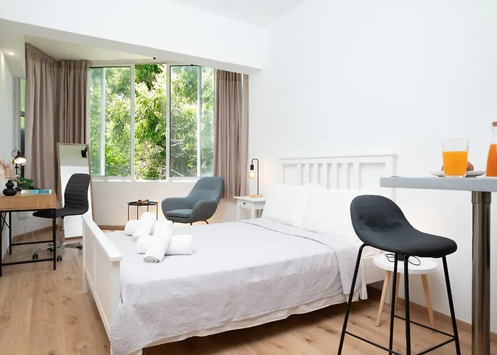 Gravity Downtown Scandi * Rhodes City